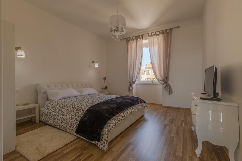 PUY Captain Emo City Apartments מראה חיצוני תמונה
