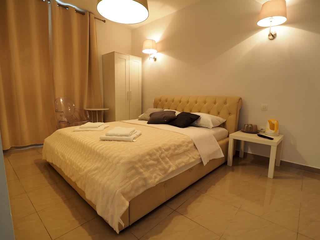 PUY Captain Emo City Apartments מראה חיצוני תמונה