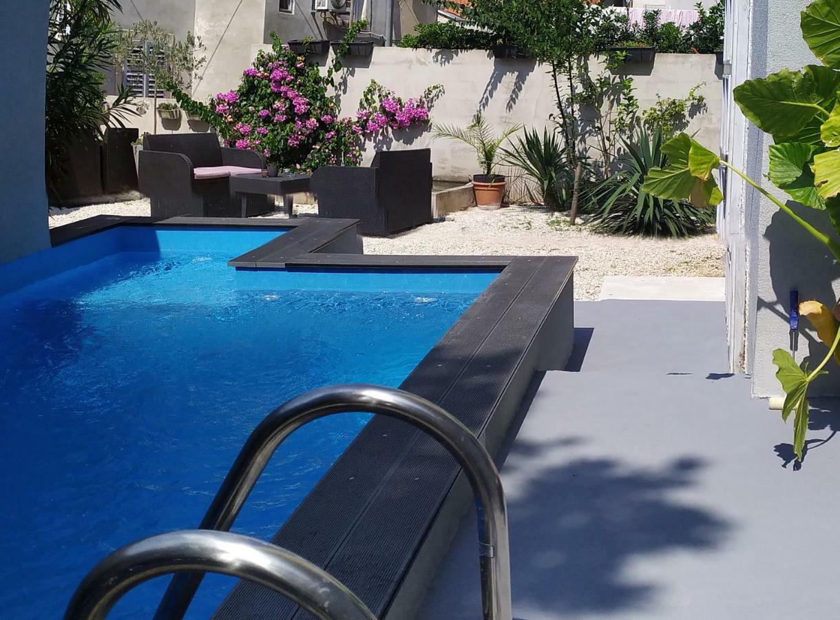 PUY Captain Emo City Apartments מראה חיצוני תמונה